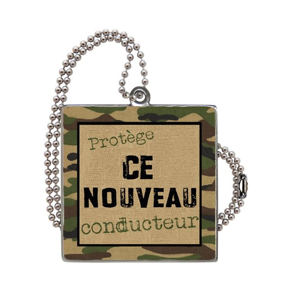 Breloque auto camo «Nouv. conducteur», métal, 6cm, Français